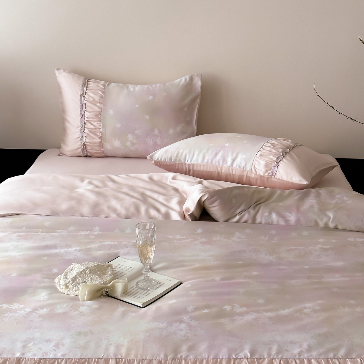 91家纺网 家纺一手货源 找家纺 （总）玉宇阁 2025春夏新款60S兰精天丝印花四件套-薇之白