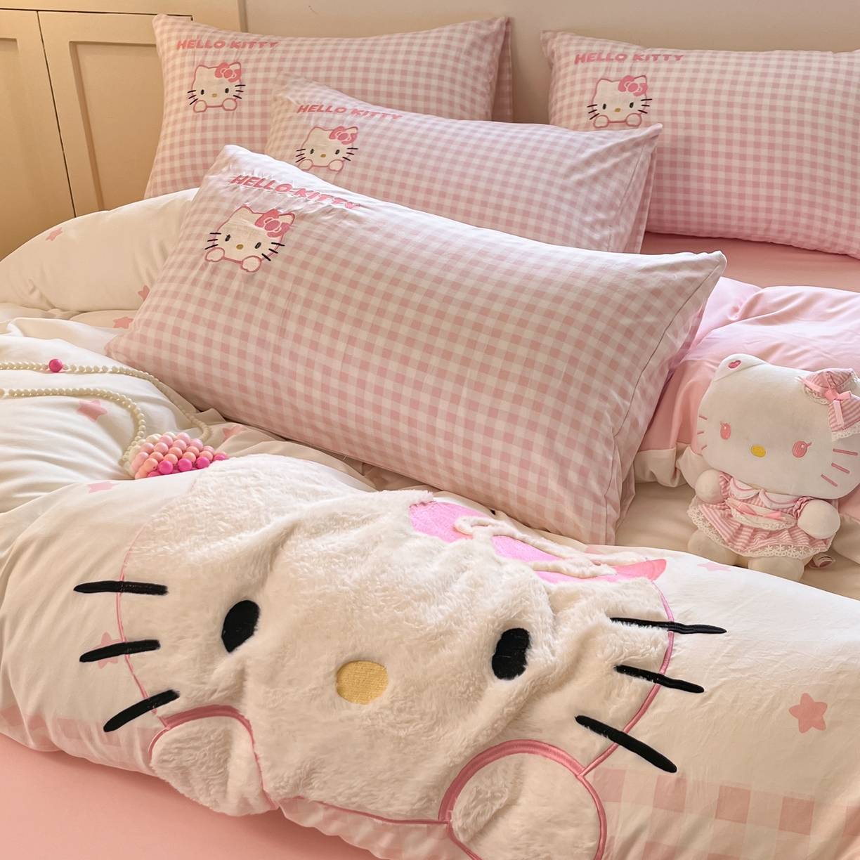 91家纺网 家纺一手货源 找家纺 （总）桃心家居 2026新款A类三丽鸥正版授权云柔水洗棉兔毛贴布绣刺绣软糯系列四件套