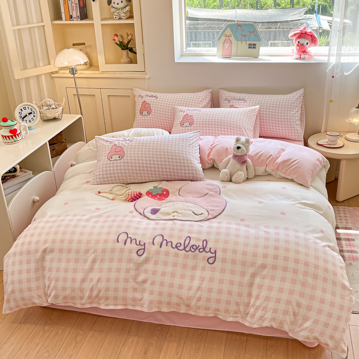 91家纺网 家纺一手货源 找家纺 桃心家居 2026新款A类三丽鸥正版授权云柔水洗棉兔毛贴布绣刺绣软糯系列四件套 云柔水洗棉-贴布绣美乐蒂