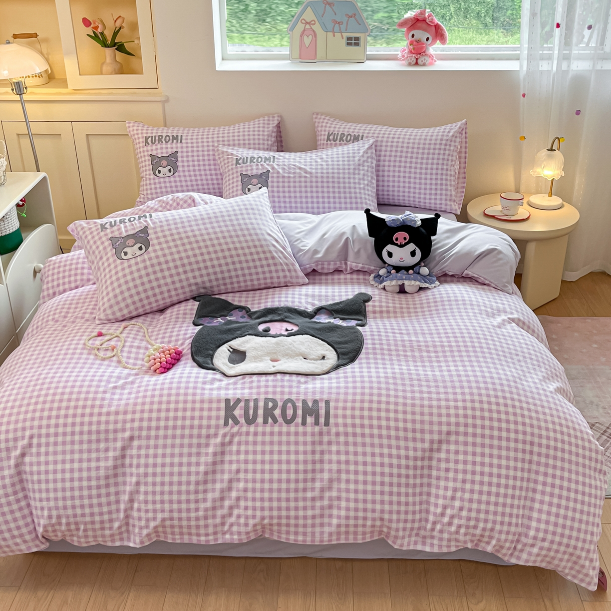 91家纺网 家纺一手货源 找家纺 桃心家居 2026新款A类三丽鸥正版授权云柔水洗棉兔毛贴布绣刺绣软糯系列四件套 云柔水洗棉-贴布绣紫格库洛米