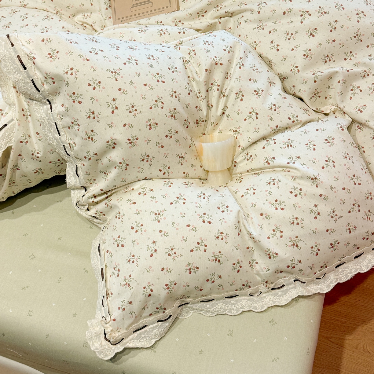 91家纺网 家纺一手货源 找家纺 壹和 2026新款全棉法式小清新复古碎花四件套 粉枝蔓