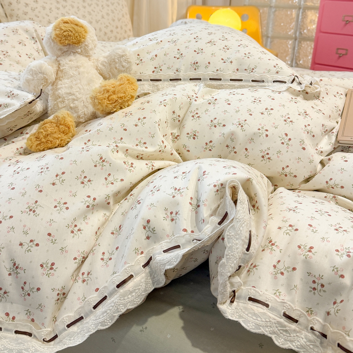 91家纺网 家纺一手货源 找家纺 壹和 2026新款全棉法式小清新复古碎花四件套 粉枝蔓