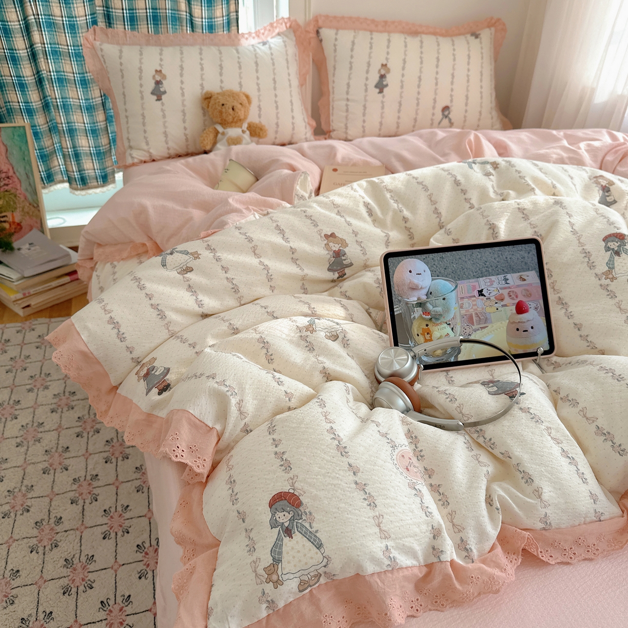 91家纺网 家纺一手货源 找家纺 一比一家纺 2026新款彩色花边木棉皱皱纱四件套 午后花园