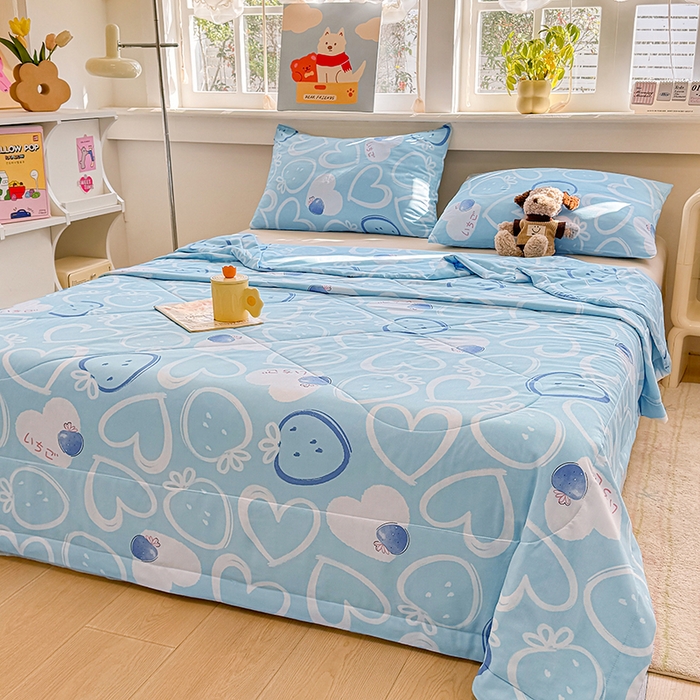 91家纺网 家纺一手货源 找家纺 天瑜家纺 2026新款棉绸夏被苏香绸舒香绸夏凉被人造棉空调被 爱心 蓝