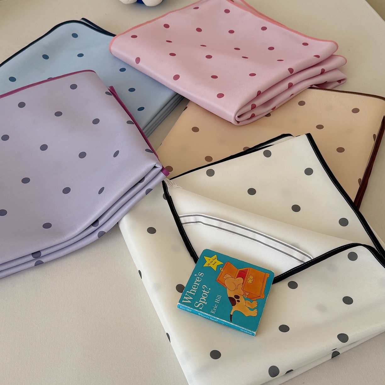 91家纺网 家纺一手货源 找家纺 （总）美乐迪家纺 2026春夏新款水光冰丝凉席席子-波点系列