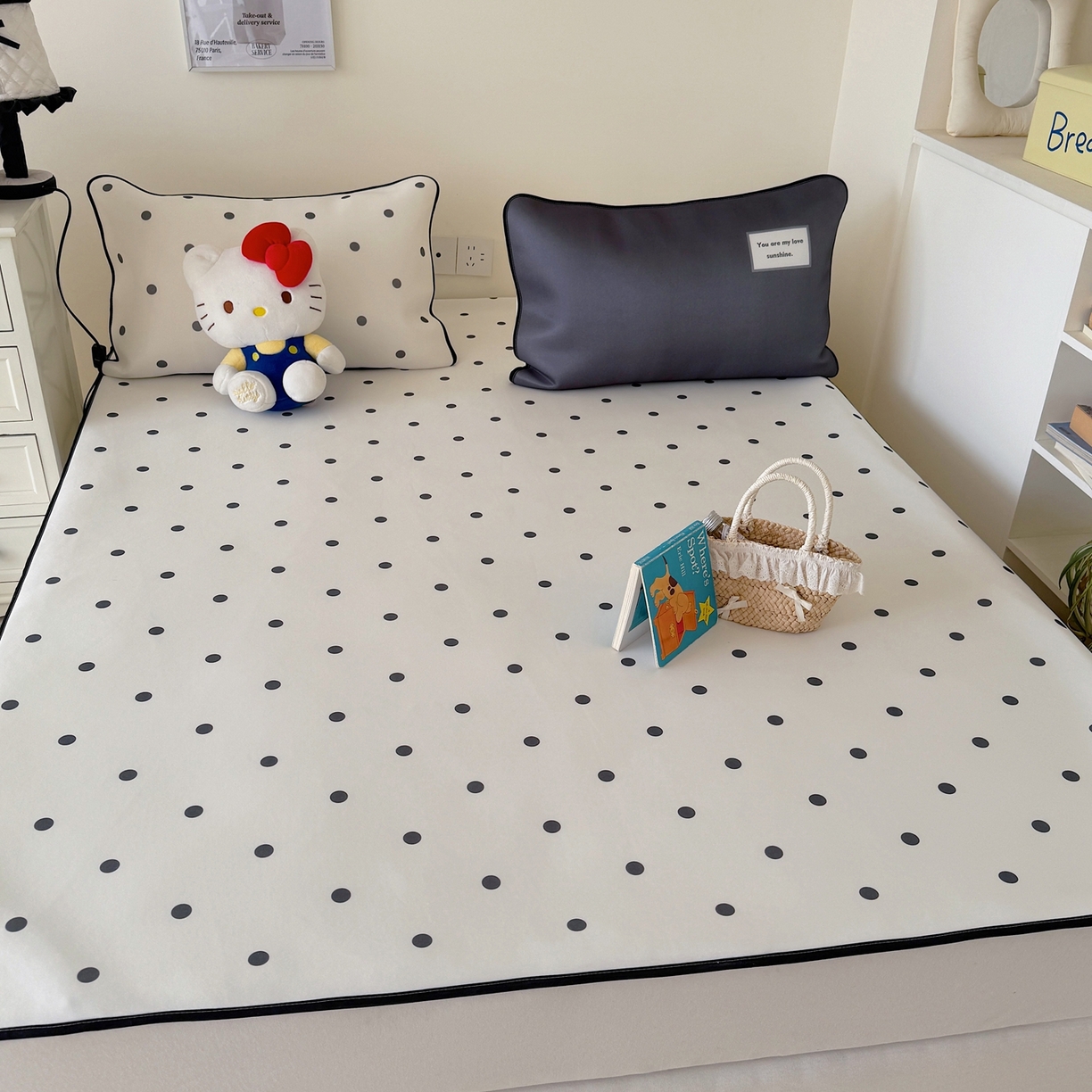 91家纺网 家纺一手货源 找家纺 美乐迪家纺 2026春夏新款水光冰丝凉席席子-波点系列 波点黑