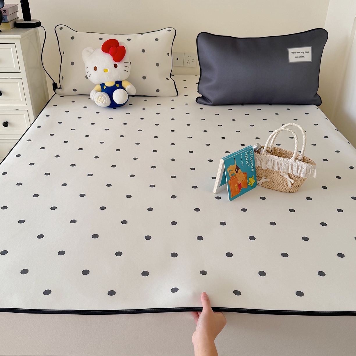 美乐迪家纺 2026春夏新款水光冰丝凉席席子-波点系列 波点黑