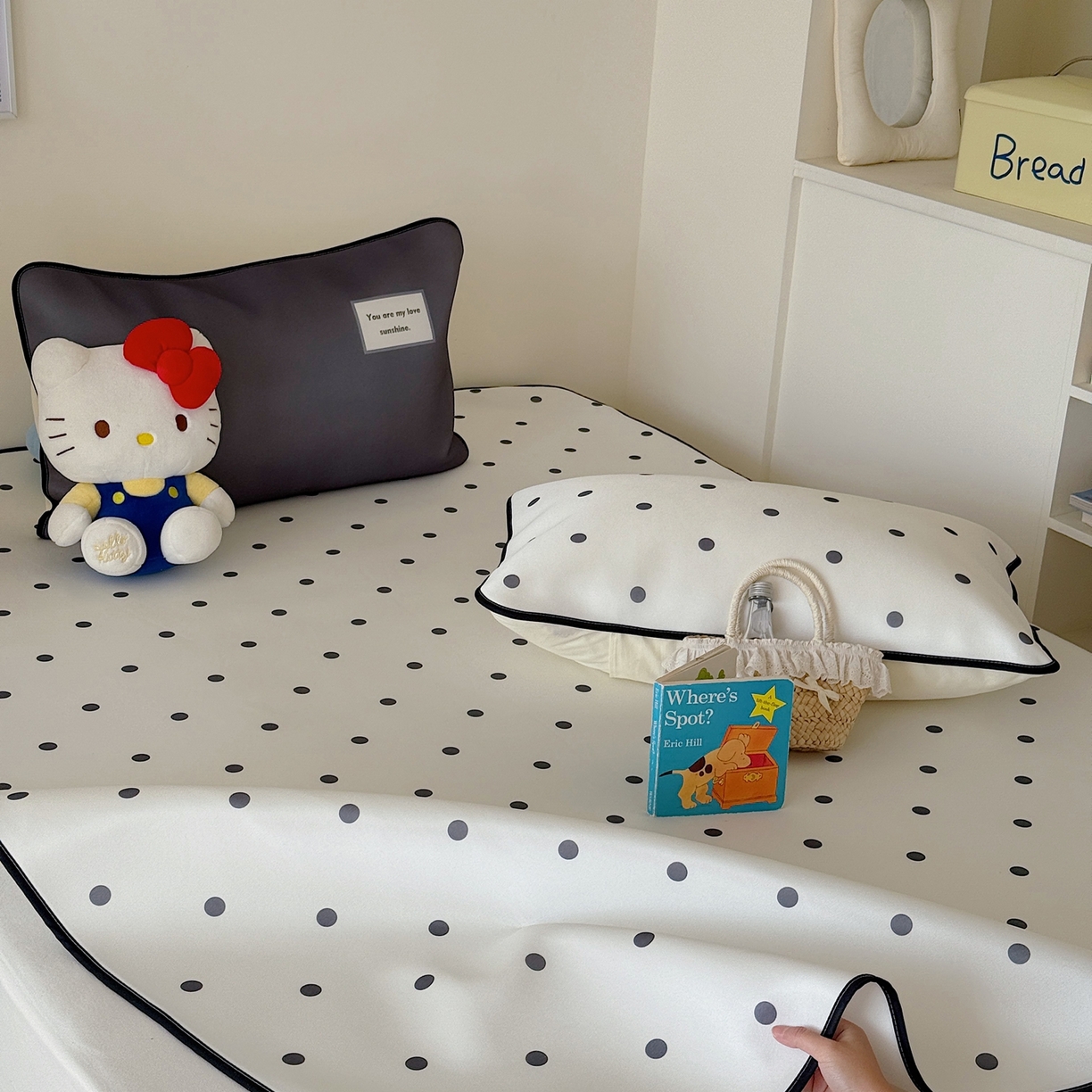 91家纺网 家纺一手货源 找家纺 美乐迪家纺 2026春夏新款水光冰丝凉席席子-波点系列 波点黑