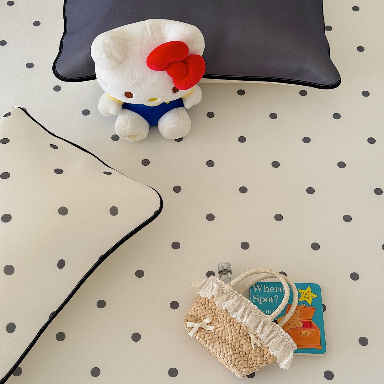 91家纺网 家纺一手货源 找家纺 美乐迪家纺 2026春夏新款水光冰丝凉席席子-波点系列 波点黑