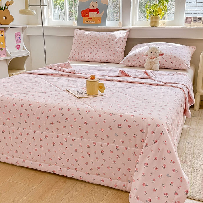 91家纺网 家纺一手货源 找家纺 天瑜家纺 2026新款棉绸夏被苏香绸舒香绸夏凉被人造棉空调被 小花 粉