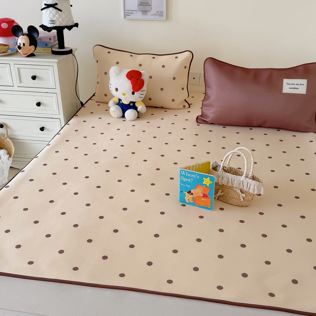 91家纺网 家纺一手货源 找家纺 美乐迪家纺 2026春夏新款水光冰丝凉席席子-波点系列 波点咖