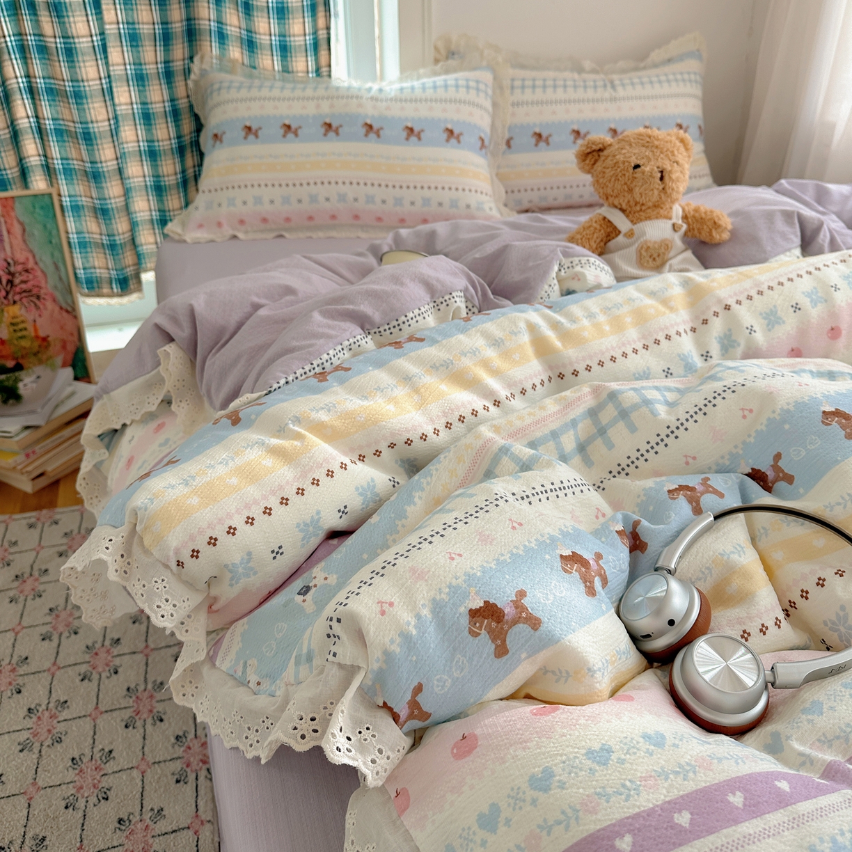 91家纺网 家纺一手货源 找家纺 一比一家纺 2026新款彩色花边木棉皱皱纱四件套 小马驹