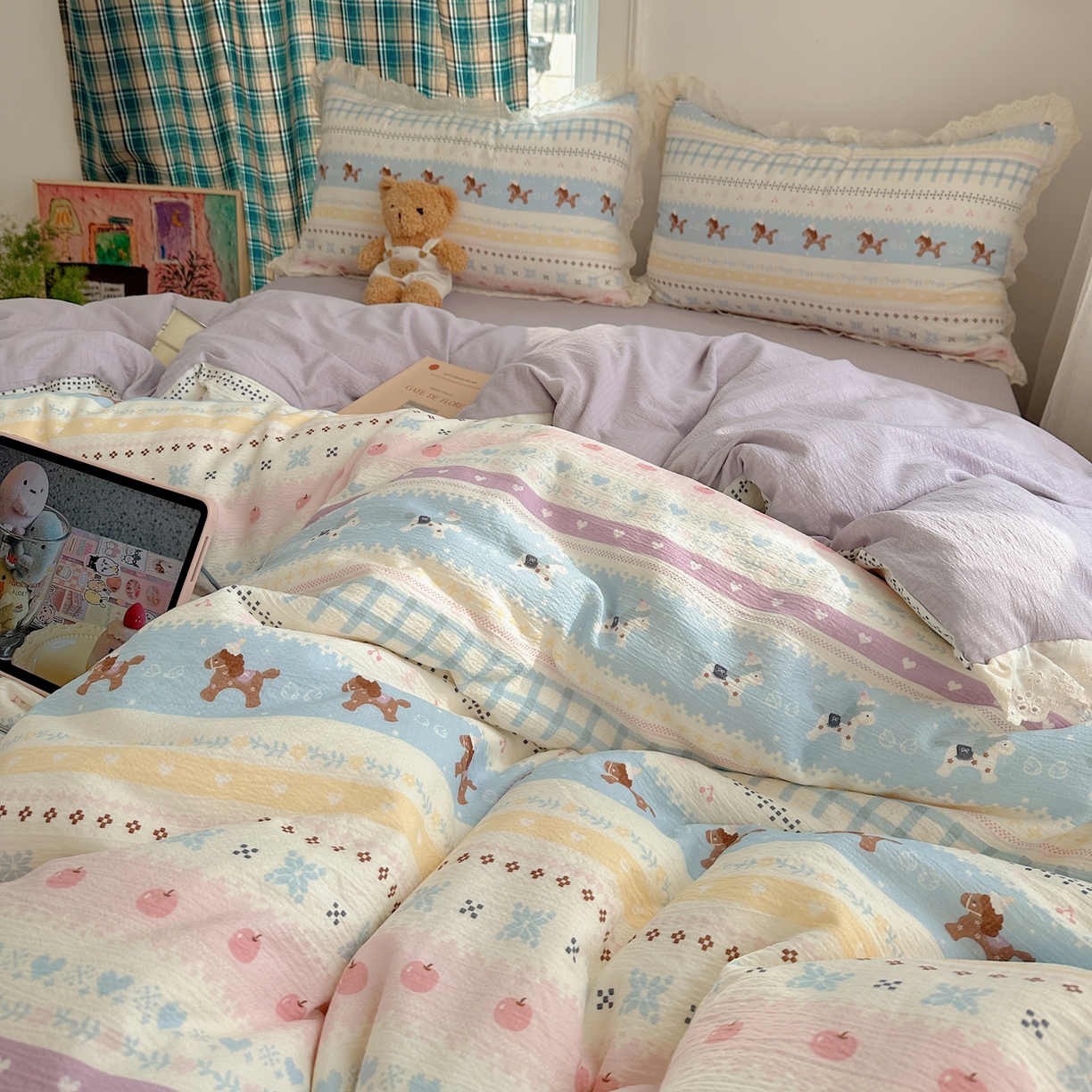 91家纺网 家纺一手货源 找家纺 一比一家纺 2026新款彩色花边木棉皱皱纱四件套 小马驹