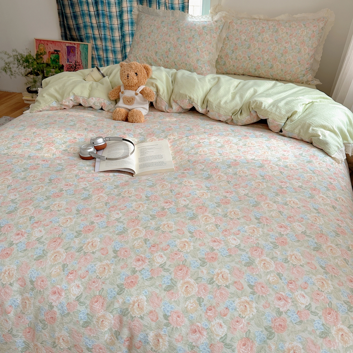 91家纺网 家纺一手货源 找家纺 一比一家纺 2026新款彩色花边木棉皱皱纱四件套 邂逅