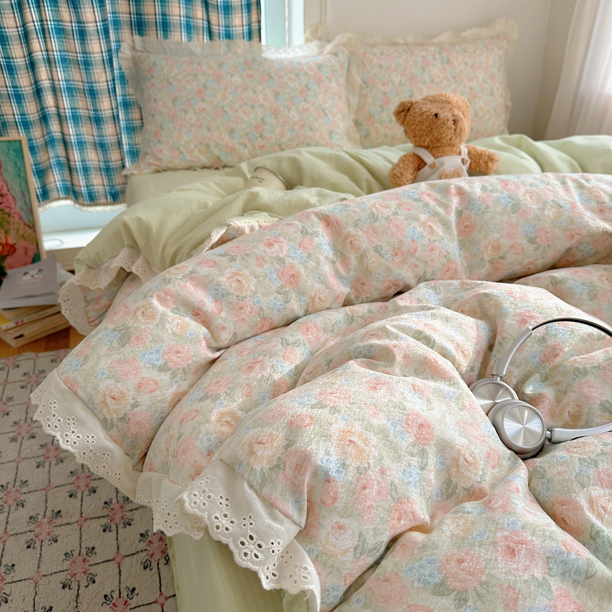 91家纺网 家纺一手货源 找家纺 一比一家纺 2026新款彩色花边木棉皱皱纱四件套 邂逅