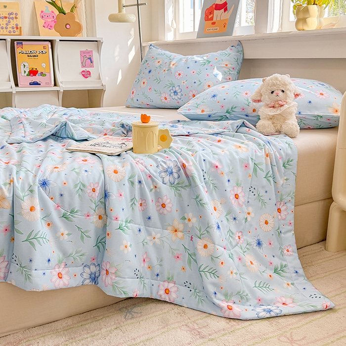 91家纺网 家纺一手货源 找家纺 天瑜家纺 2026新款棉绸夏被苏香绸舒香绸夏凉被人造棉空调被 花海 蓝