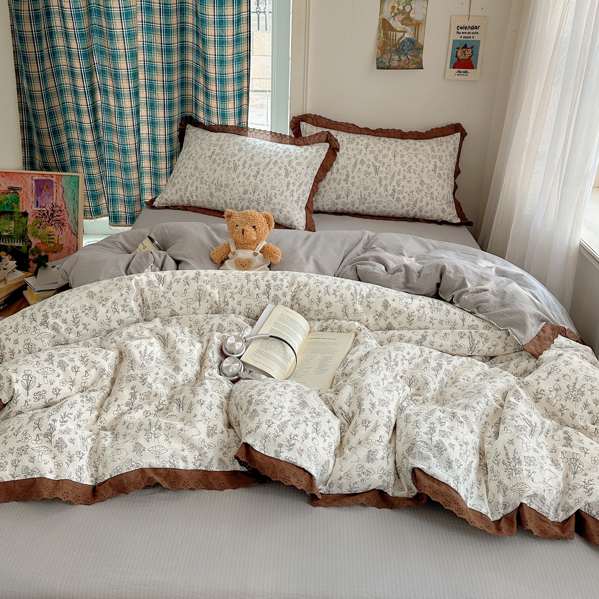 91家纺网 家纺一手货源 找家纺 一比一家纺 2026新款彩色花边木棉皱皱纱四件套 野餐兔