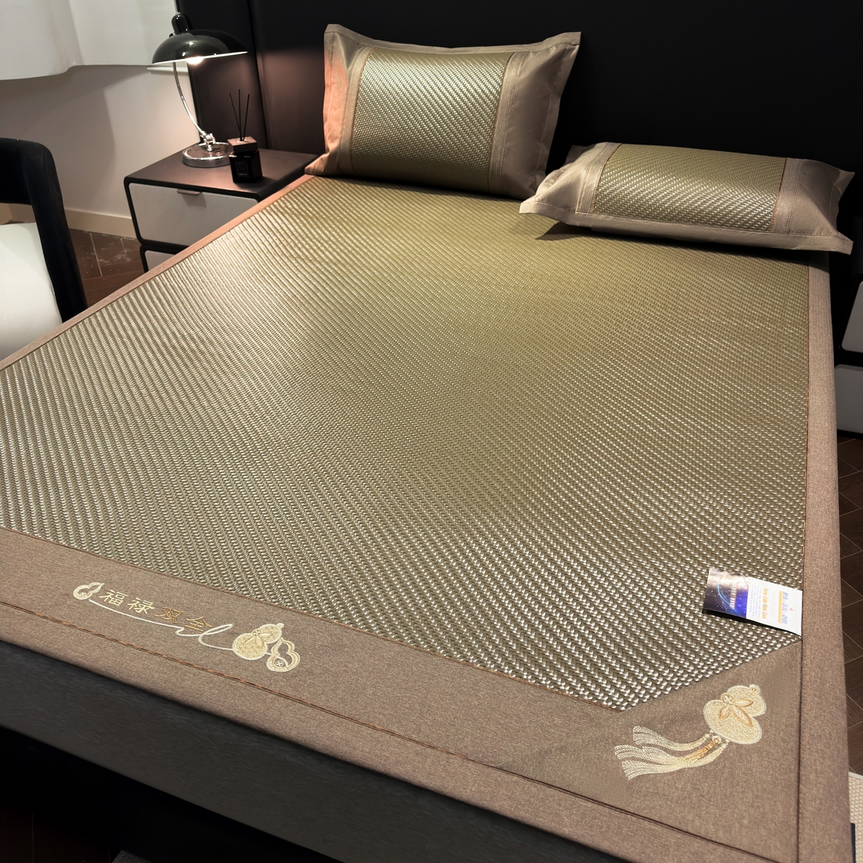 91家纺网 家纺一手货源 找家纺 （总）欧邦 2026新款三层复合刺绣超冷感PE软席雪藤席子-福禄