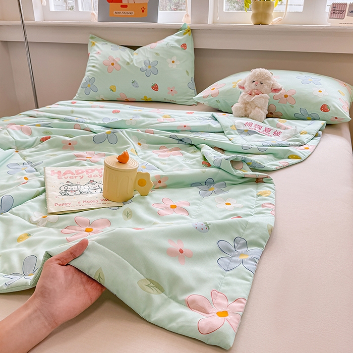 91家纺网 家纺一手货源 找家纺 天瑜家纺 2026新款棉绸夏被苏香绸舒香绸夏凉被人造棉空调被 花香 绿