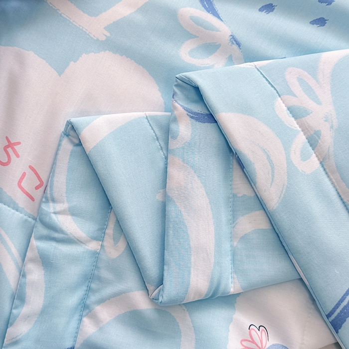 91家纺网 家纺一手货源 找家纺 天瑜家纺 2026新款棉绸夏被苏香绸舒香绸夏凉被人造棉空调被 爱心 蓝