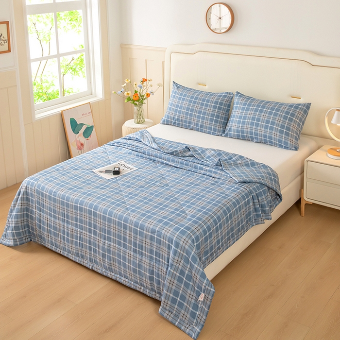 91家纺网 家纺一手货源 找家纺 天瑜家纺 2026新款棉绸夏被苏香绸舒香绸夏凉被人造棉空调被 格调 蓝