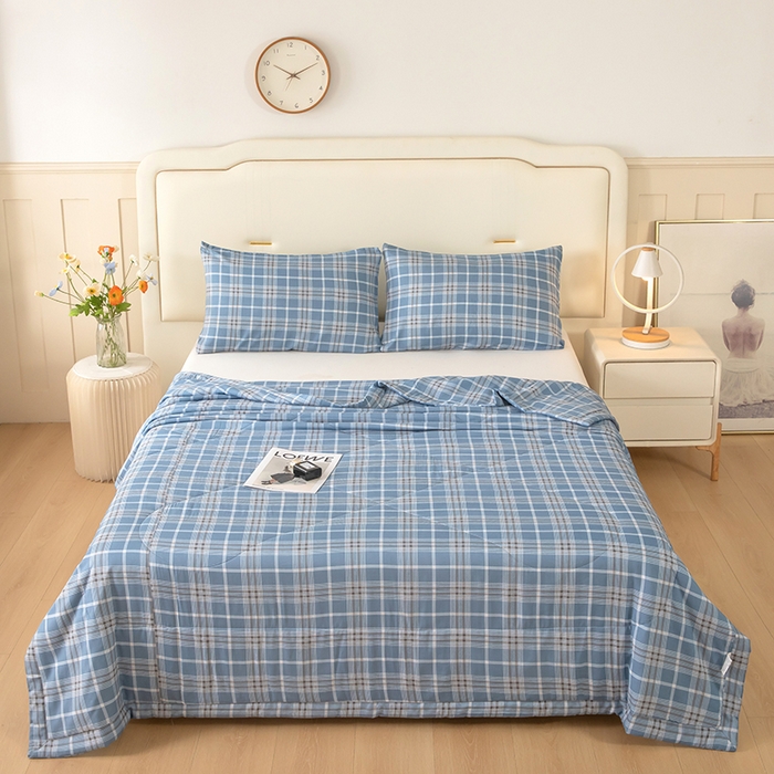 91家纺网 家纺一手货源 找家纺 天瑜家纺 2026新款棉绸夏被苏香绸舒香绸夏凉被人造棉空调被 格调 蓝