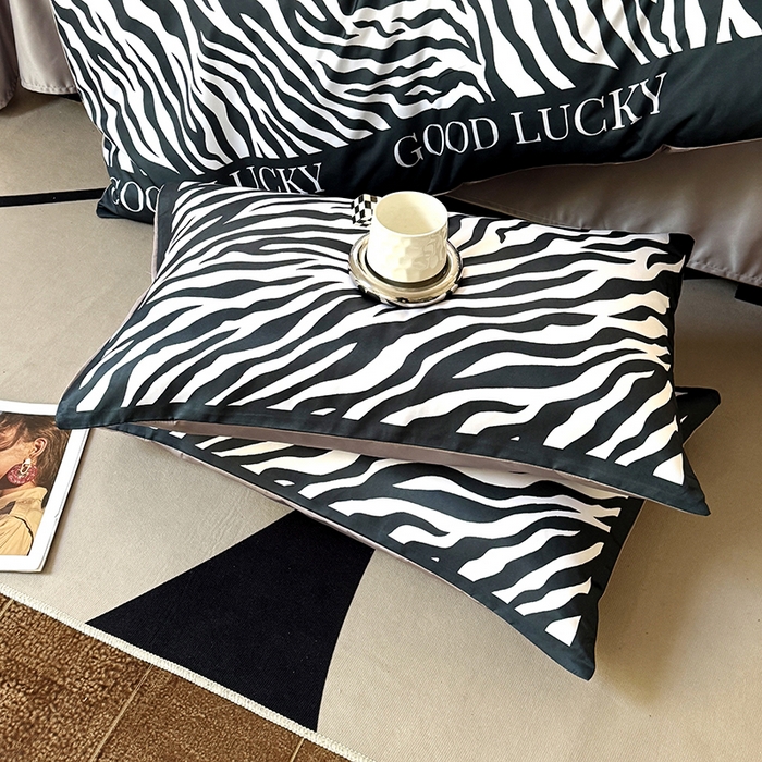 91家纺网 家纺一手货源 找家纺 （总）色鬼布艺高端家居主号 2026新款豹纹水洗真丝款四件套