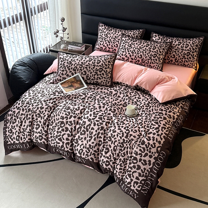 91家纺网 家纺一手货源 找家纺 色鬼布艺高端家居主号 2026新款豹纹水洗真丝款四件套 豹纹-粉