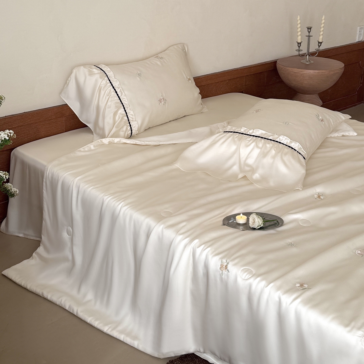 91家纺网 家纺一手货源 找家纺 （总）鹿班家居 2026新款60S兰精天丝刺绣夏被系列-玖野集（标准会员-20元)