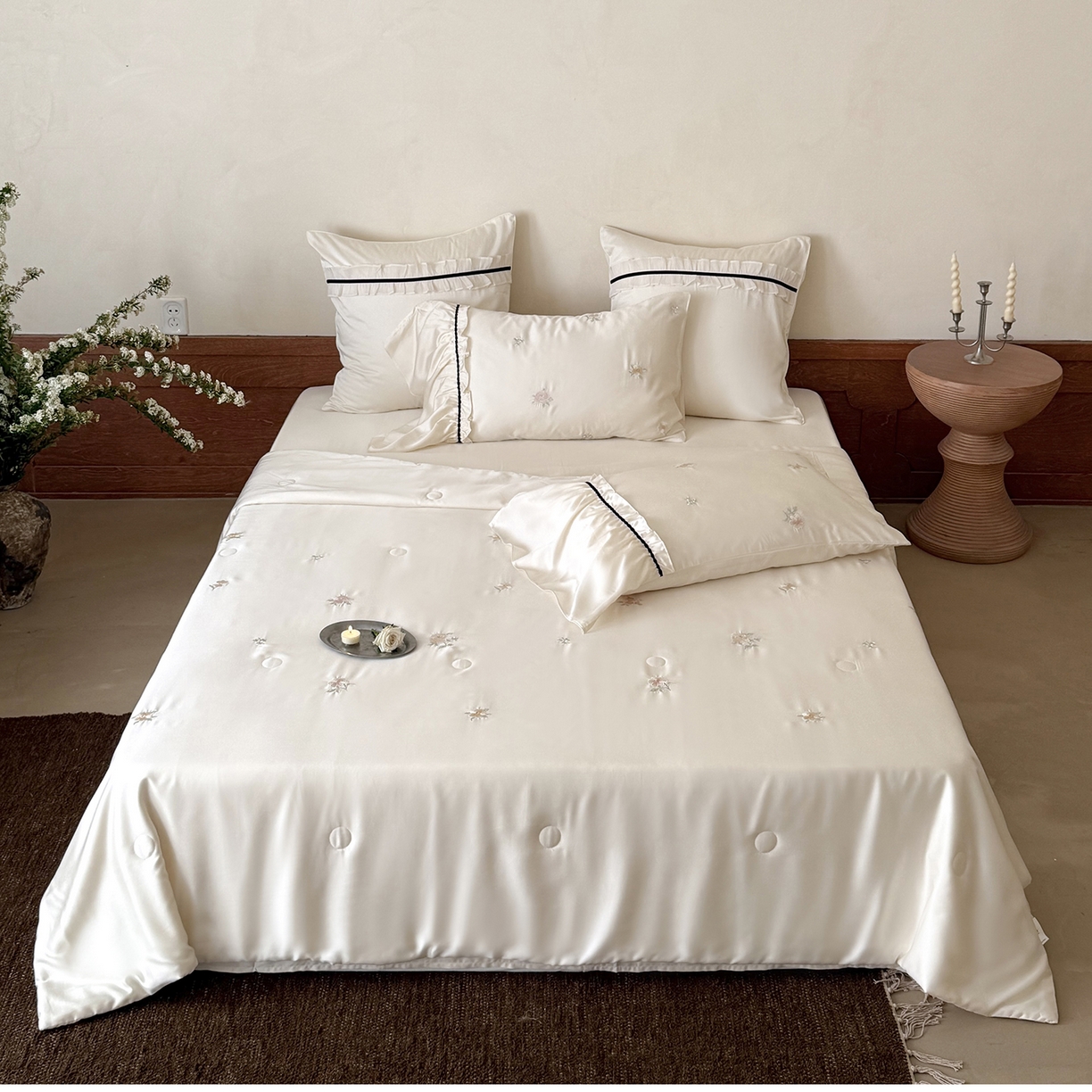 91家纺网 家纺一手货源 找家纺 （总）鹿班家居 2026新款60S兰精天丝刺绣夏被系列-玖野集（标准会员-20元)