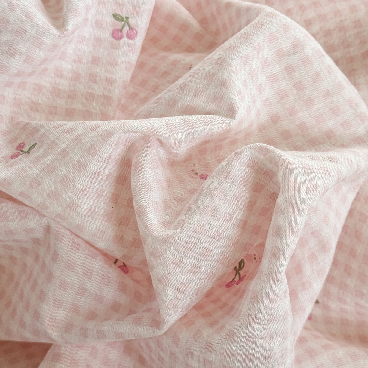 91家纺网 家纺一手货源 找家纺 多品家纺 2026年奶呼呼云感双层纱四件套 樱桃粉