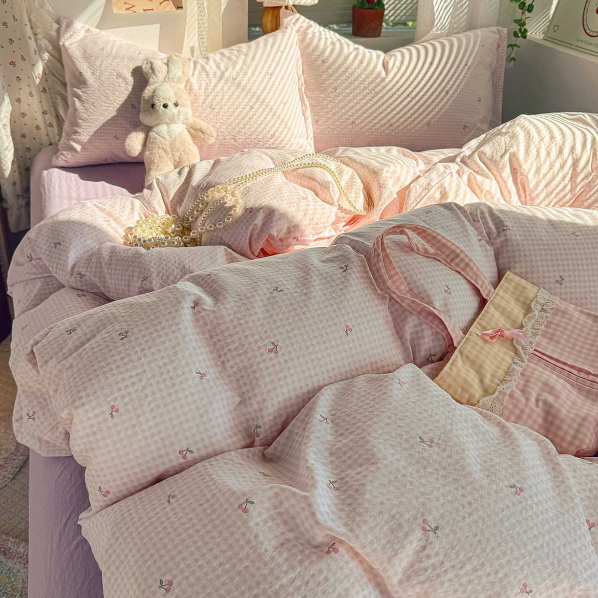 91家纺网 家纺一手货源 找家纺 多品家纺 2026年奶呼呼云感双层纱四件套 樱桃粉