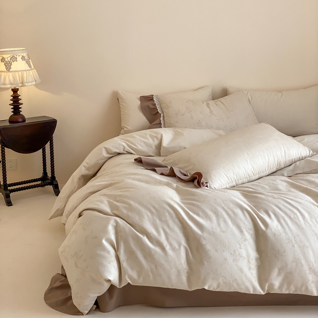 玉宇阁家居 2026新款色织棉麻大提花四件套-花边款 花边款-鸢梦