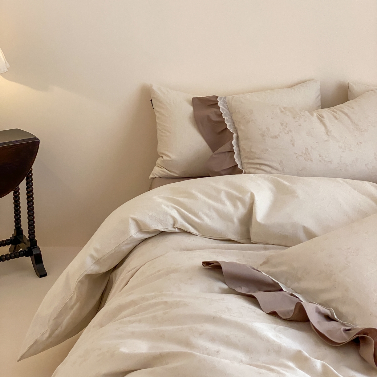 91家纺网 家纺一手货源 找家纺 玉宇阁家居 2026新款色织棉麻大提花四件套-花边款 花边款-鸢梦