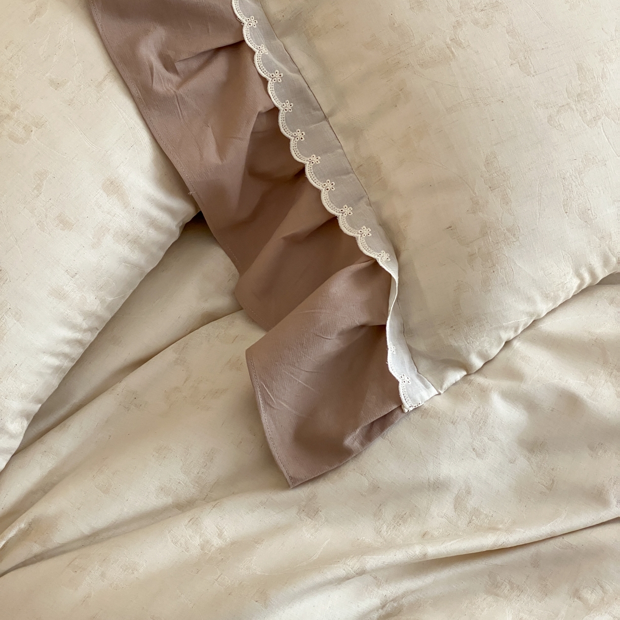 91家纺网 家纺一手货源 找家纺 玉宇阁家居 2026新款色织棉麻大提花四件套-花边款 花边款-鸢梦