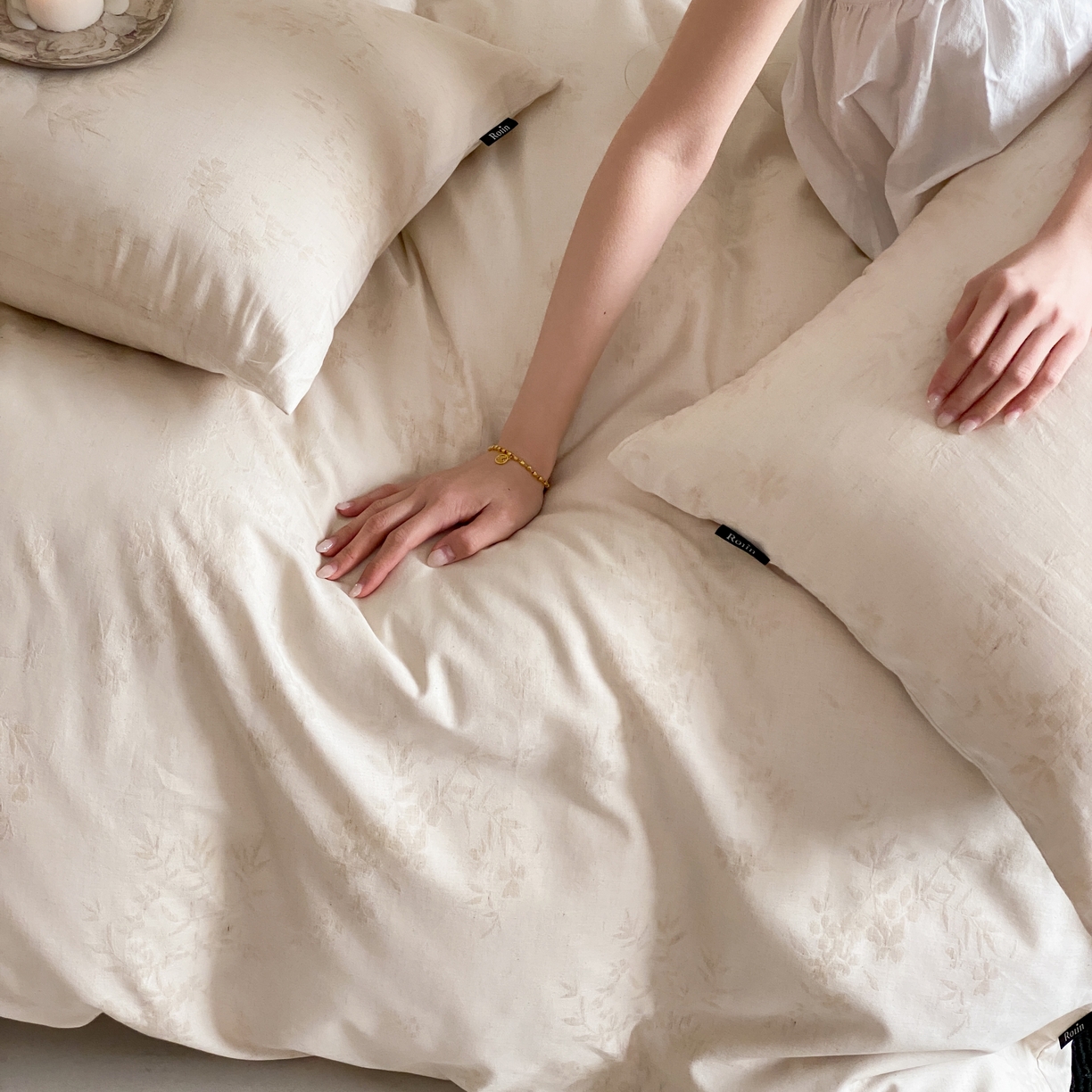 91家纺网 家纺一手货源 找家纺 玉宇阁家居 2026新款色织棉麻大提花四件套-简约款 简约款-匆匆