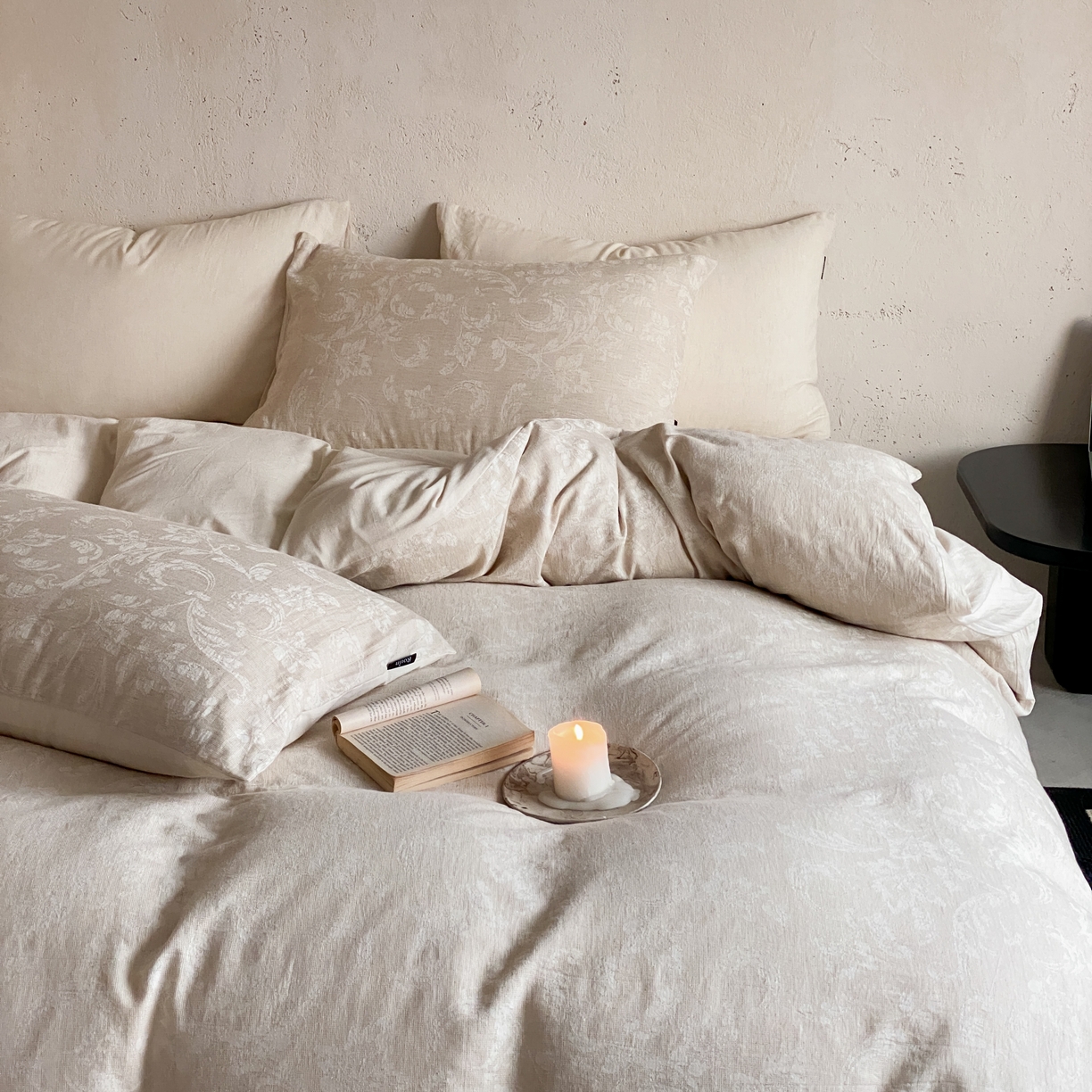 91家纺网 家纺一手货源 找家纺 玉宇阁家居 2026新款色织棉麻大提花四件套-简约款 简约款-莳光-浅痕