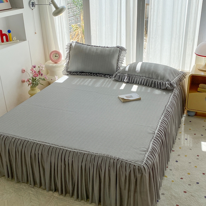 91家纺网 家纺一手货源 找家纺 七里香 2026春夏新款2026新款华夫格3D千鸟格冰豆豆凉席床裙款三件套 华夫格-浅灰