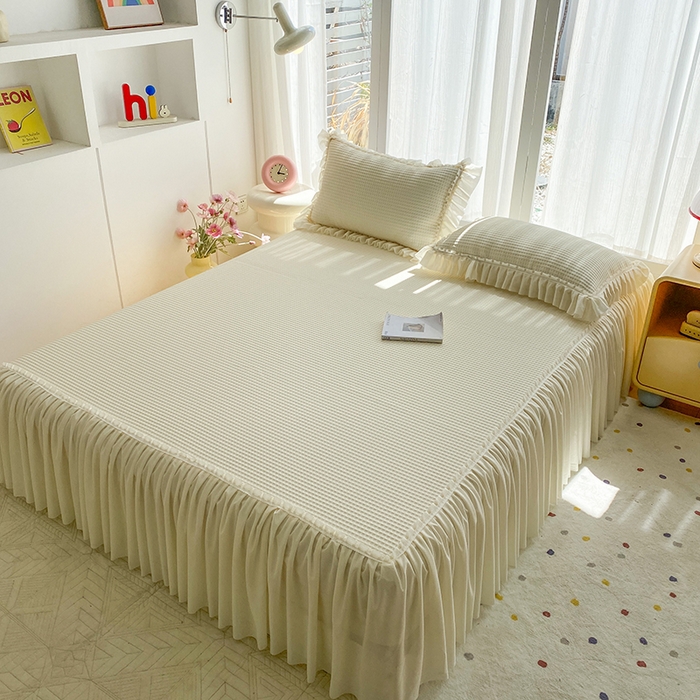 91家纺网 家纺一手货源 找家纺 七里香 2026春夏新款2026新款华夫格3D千鸟格冰豆豆凉席床裙款三件套 华夫格-米白