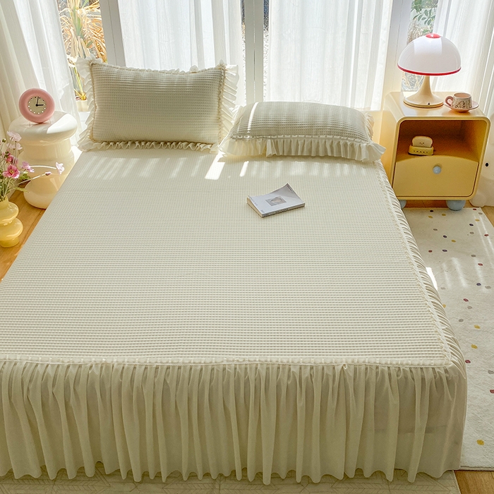 91家纺网 家纺一手货源 找家纺 七里香 2026春夏新款2026新款华夫格3D千鸟格冰豆豆凉席床裙款三件套 华夫格-米白