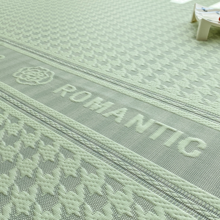 91家纺网 家纺一手货源 找家纺 七里香 2026春夏新款2026新款华夫格3D千鸟格冰豆豆凉席床裙款三件套 千鸟格-果绿