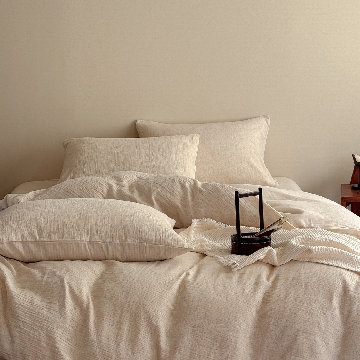 91家纺网 家纺一手货源 找家纺 尚品本色 2026春夏新款无印风A类色织棉麻提花柔软四件套 如梦令