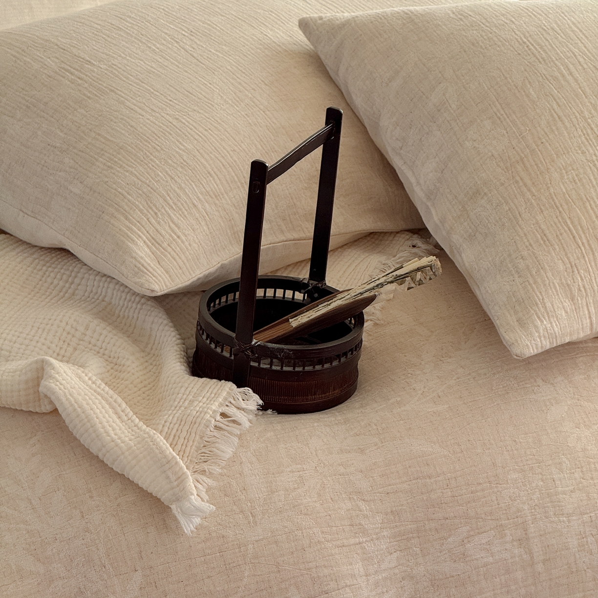 91家纺网 家纺一手货源 找家纺 泰迪爱兰Teddy ISLAND 2026春夏新款无印风A类色织棉麻提花柔软四件套 如梦令