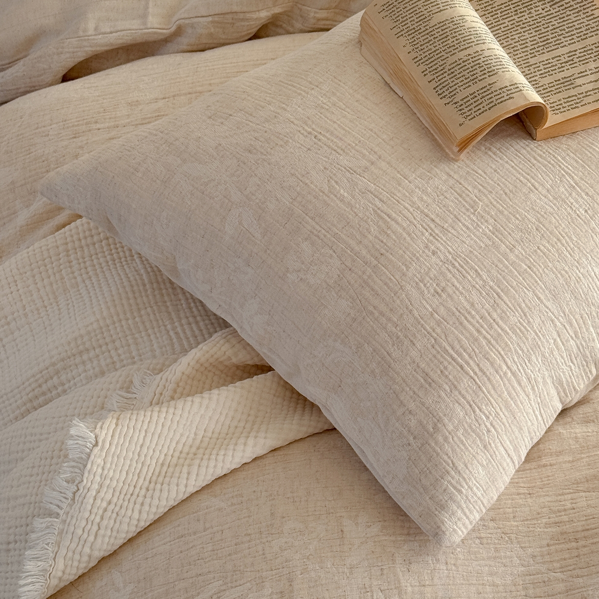 91家纺网 家纺一手货源 找家纺 泰迪爱兰Teddy ISLAND 2026春夏新款无印风A类色织棉麻提花柔软四件套 如梦令