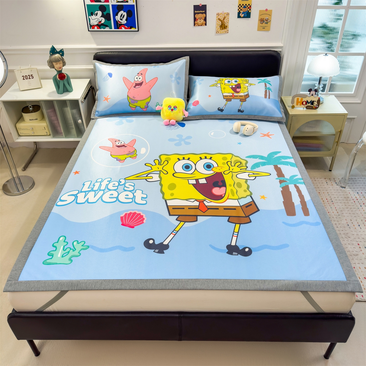 91家纺网 家纺一手货源 找家纺 兄弟坊 2026新款正版授权A类大版卡通烫光冰丝凉席冰丝席 海底海绵宝宝