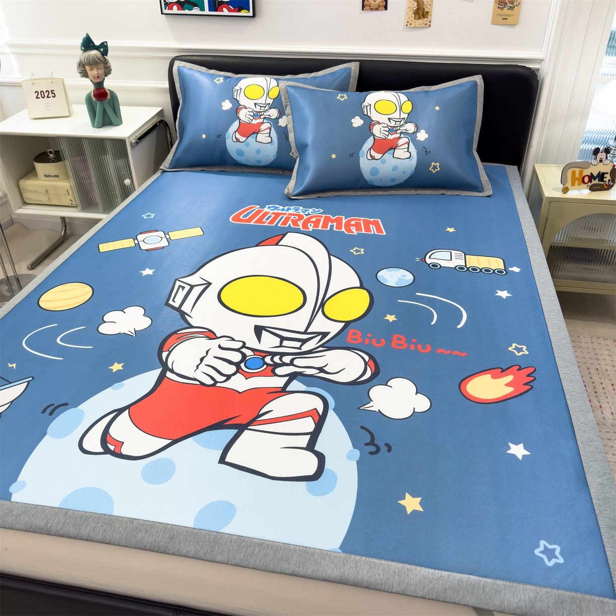 91家纺网 家纺一手货源 找家纺 兄弟坊 2026新款正版授权A类大版卡通烫光冰丝凉席冰丝席 地球奥特曼