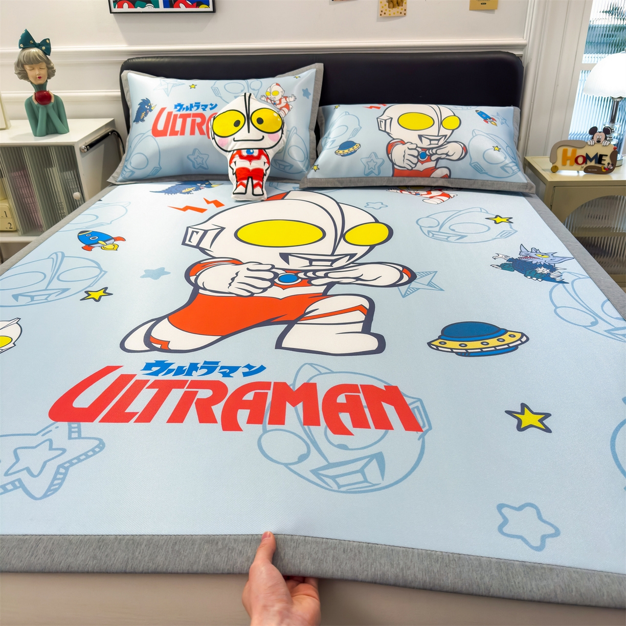 91家纺网 家纺一手货源 找家纺 兄弟坊 2026新款正版授权A类大版卡通烫光冰丝凉席冰丝席 星际奥特曼