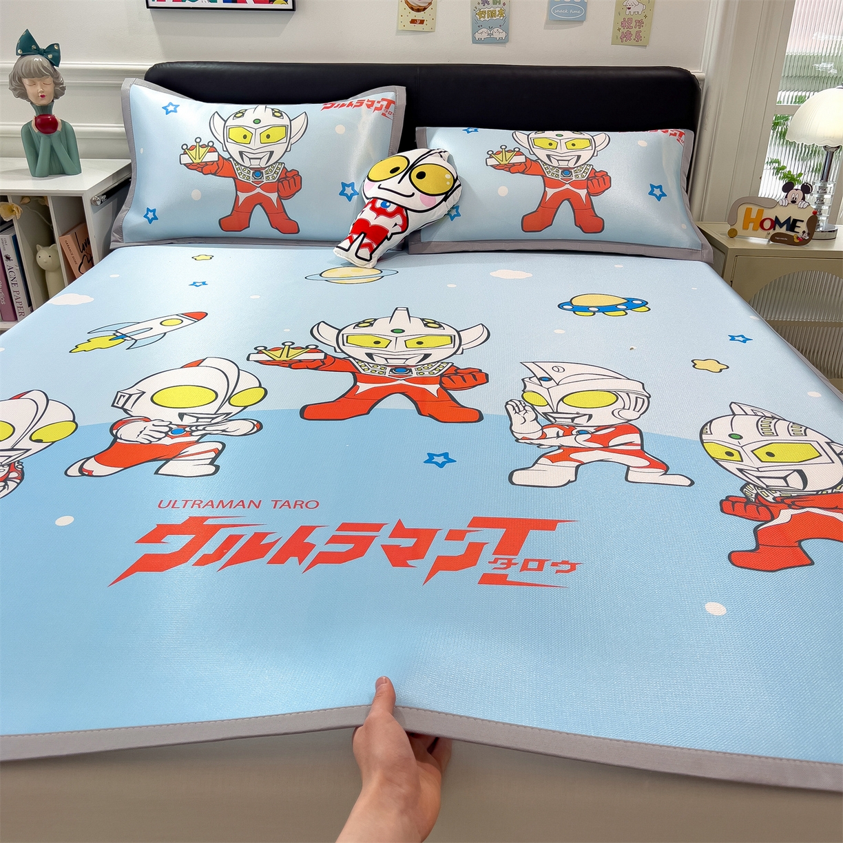 91家纺网 家纺一手货源 找家纺 兄弟坊 2026新款正版授权A类大版卡通烫光冰丝凉席冰丝席 奥特联盟