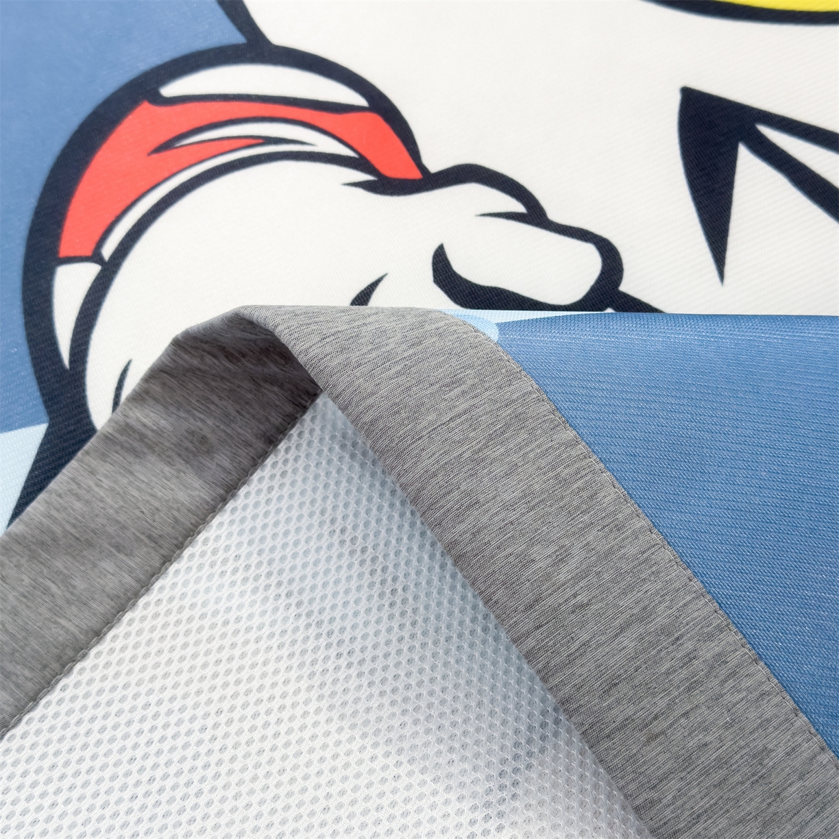 91家纺网 家纺一手货源 找家纺 兄弟坊 2026新款正版授权A类大版卡通烫光冰丝凉席冰丝席 地球奥特曼