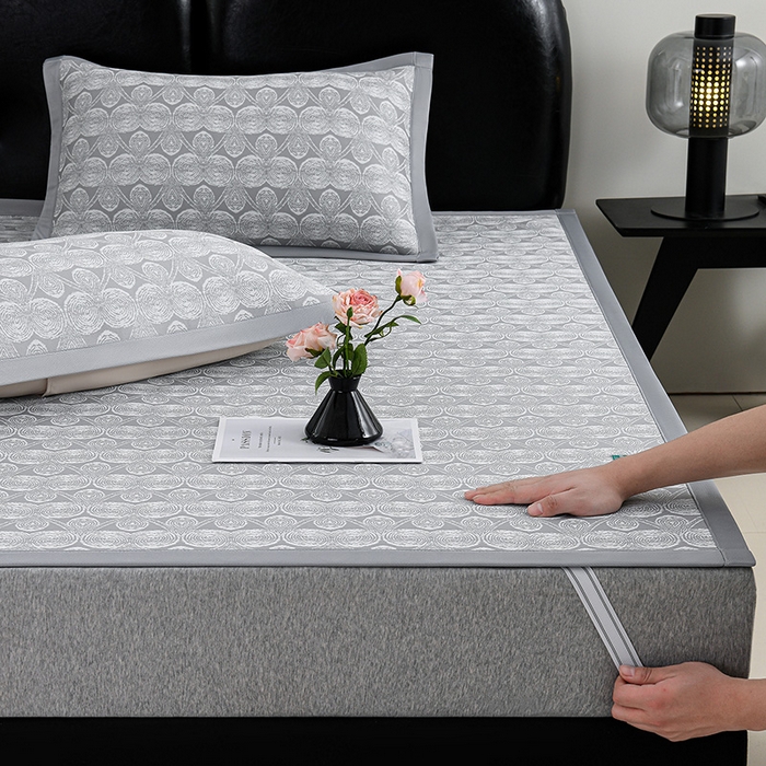 91家纺网 家纺一手货源 找家纺 织雅漫 2026春夏新款提花宽边冰丝凉感软席凉席席子-云溪 云锦-灰